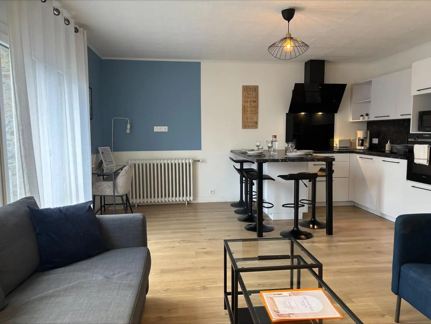 La Promenade, T4 In Secure Residence Saint-Brieuc France